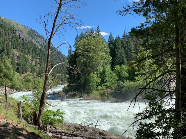 WenatcheeRiverJune2021