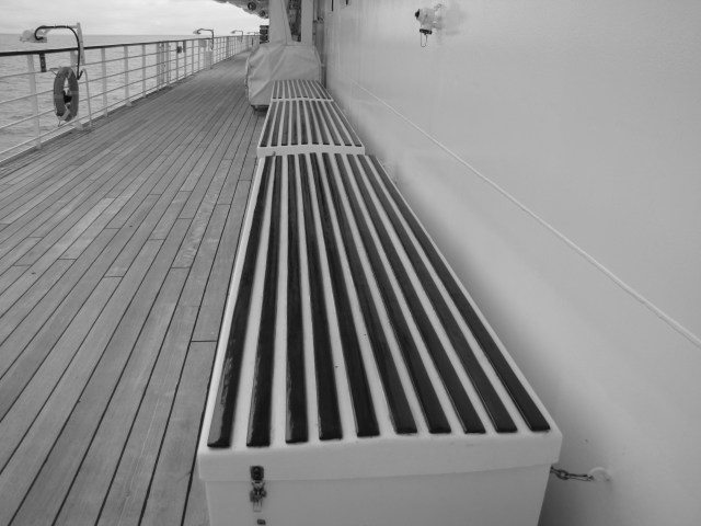 B&amp;WLines-perspective on deck