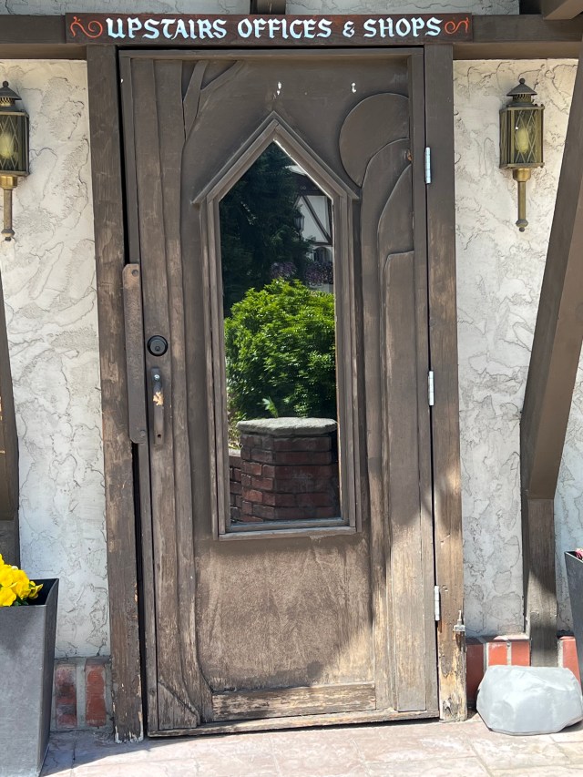 BusinessDoor-downtownLeavenworth