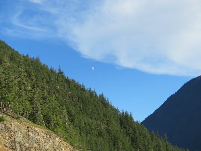 Moon-DiabloLakeOverlook