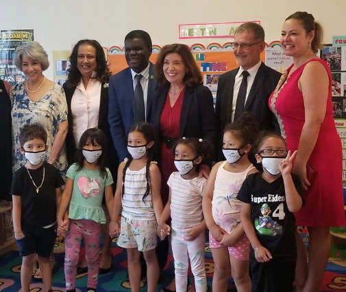 hochul-kids-masked-adults-not-covid