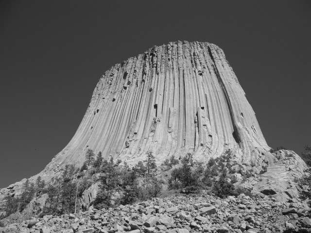 DevilsTower-B&amp;W
