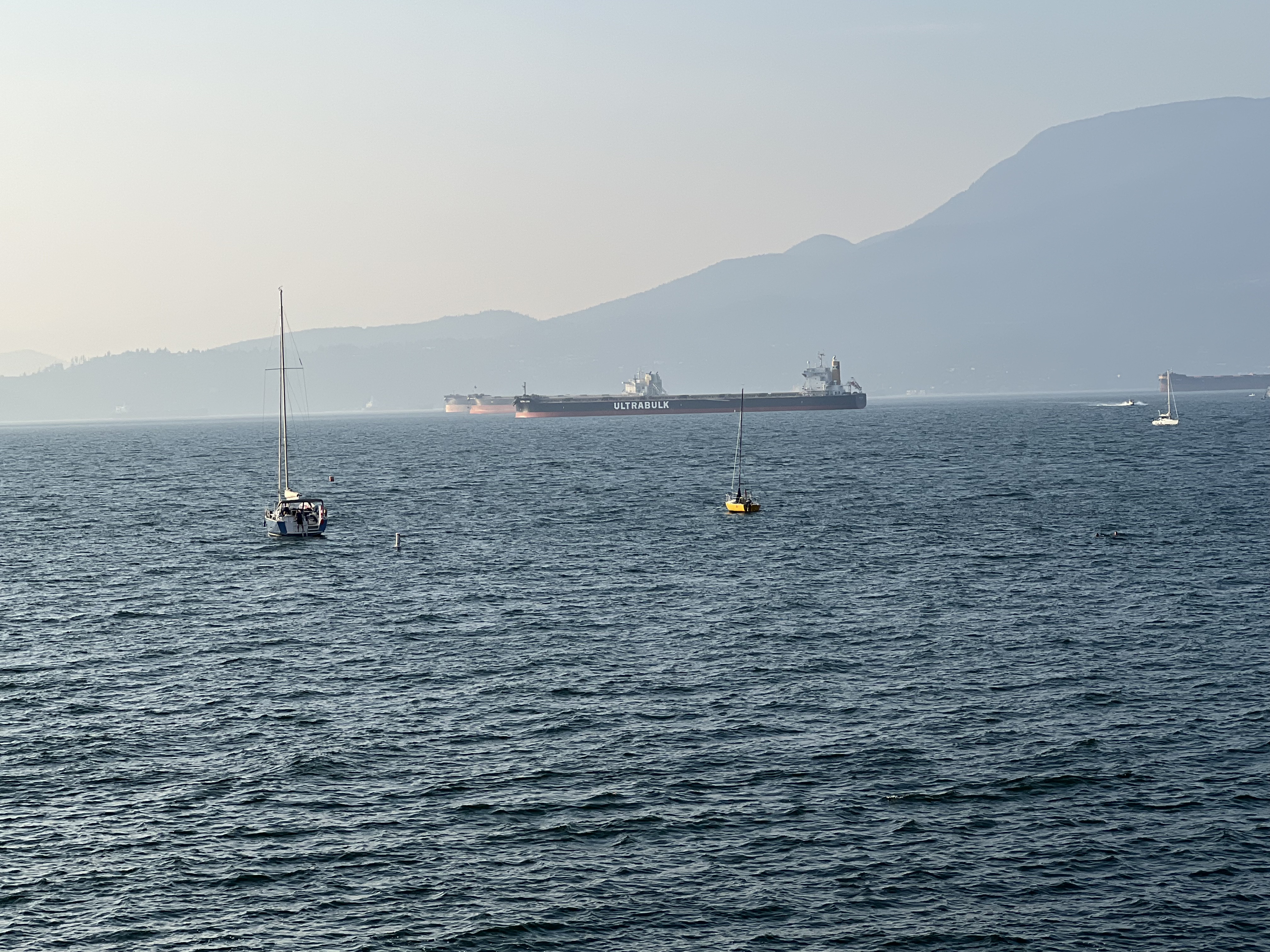 Sailboats-to-tankers-VancouverBC